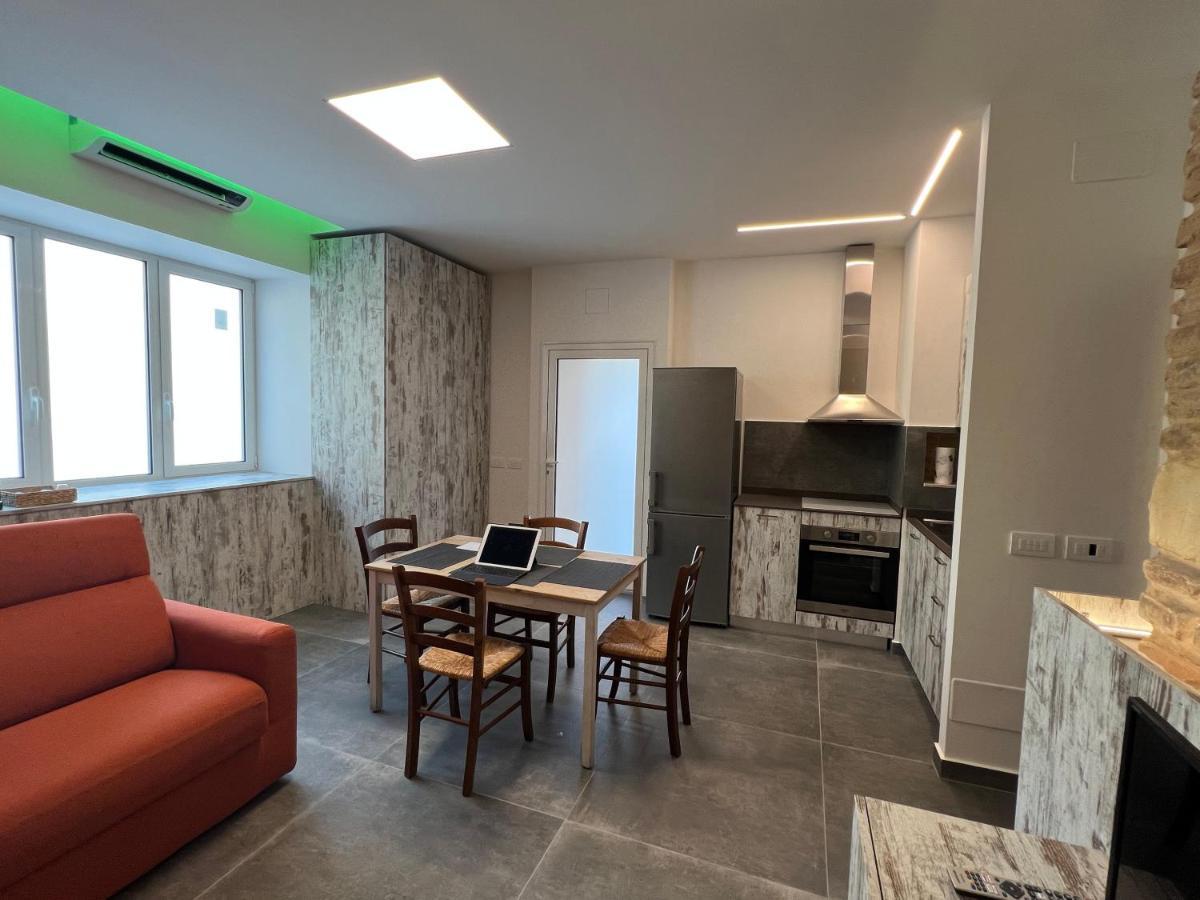 Piano Terra Apartment Ancona Bagian luar foto